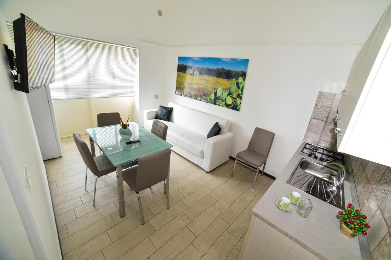 Case Vacanza Via Mozart Porto Cesareo Εξωτερικό φωτογραφία