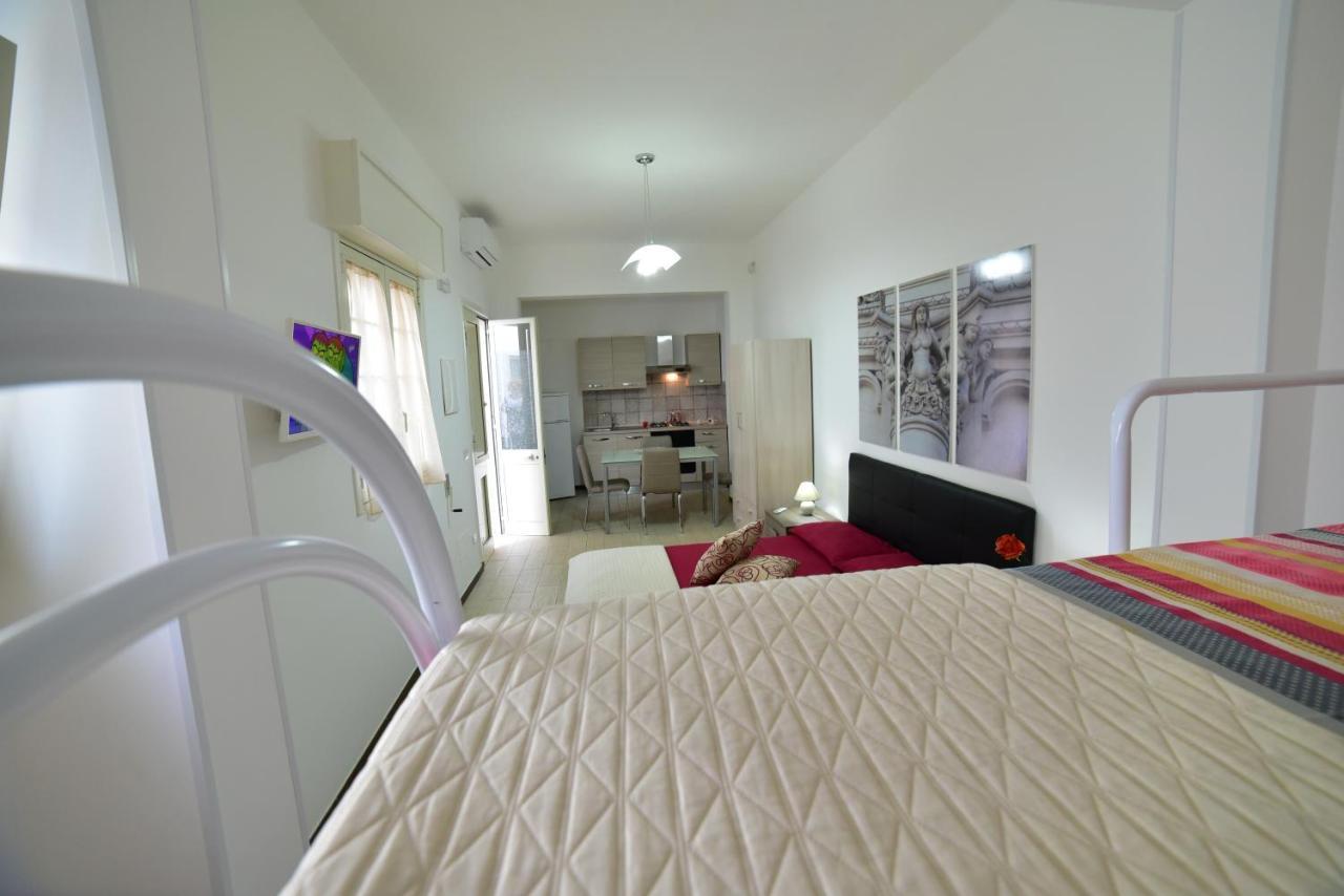 Case Vacanza Via Mozart Porto Cesareo Εξωτερικό φωτογραφία